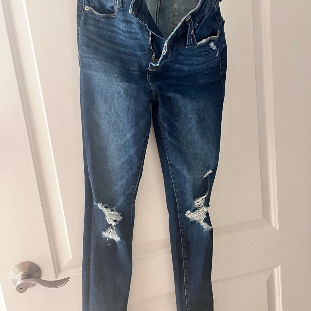 Abercrombie & Fitch Simone High Rise Super Skinny ripped dark wash
